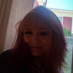 Meet your Posher, Stacy